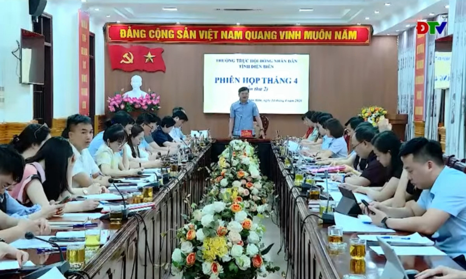 Thường trực Hội đồng Nh&acirc;n d&acirc;n tỉnh họp phi&ecirc;n th&aacute;ng 4 (lần thứ 2)
