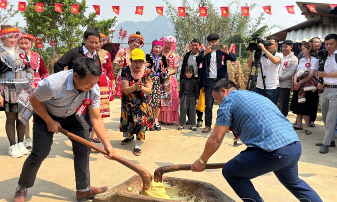 Cultural tourism opportunities in Lồng village