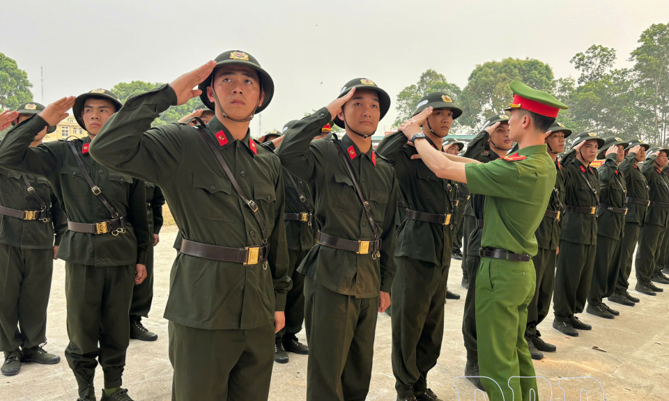 Trưởng th&agrave;nh sau huấn luyện