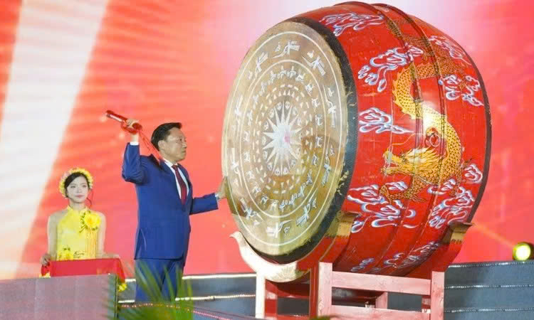 Đặc sắc đ&ecirc;m khai mạc Lễ hội Đền H&ugrave;ng v&agrave; Tuần Văn h&oacute;a-du lịch Đất Tổ năm 2026