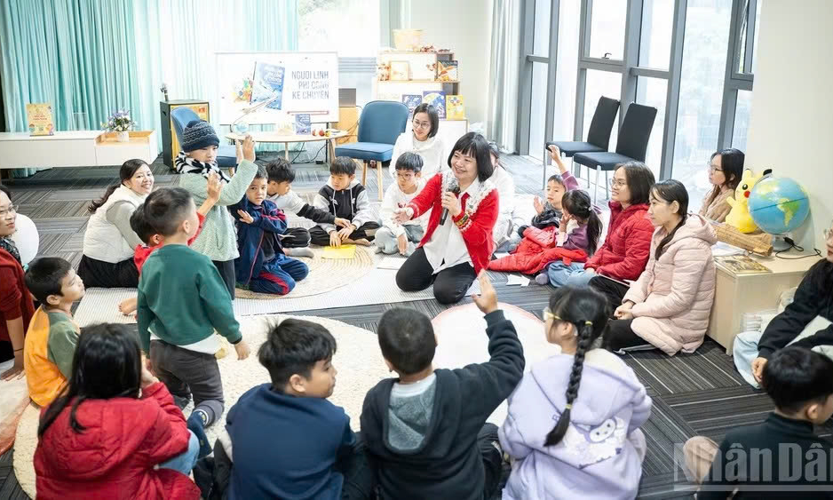 Lan tỏa gi&aacute; trị s&aacute;ch, kiến tạo nền tảng cho một x&atilde; hội học tập