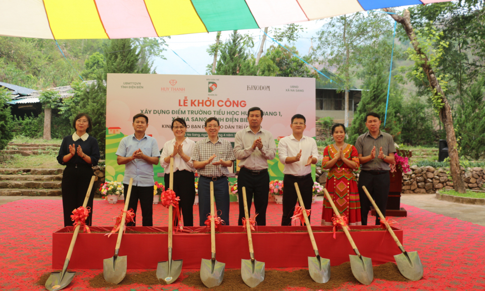 Khởi c&ocirc;ng x&acirc;y dựng Điểm trường Tiểu học Huổi Quang 1, x&atilde; Na Sang