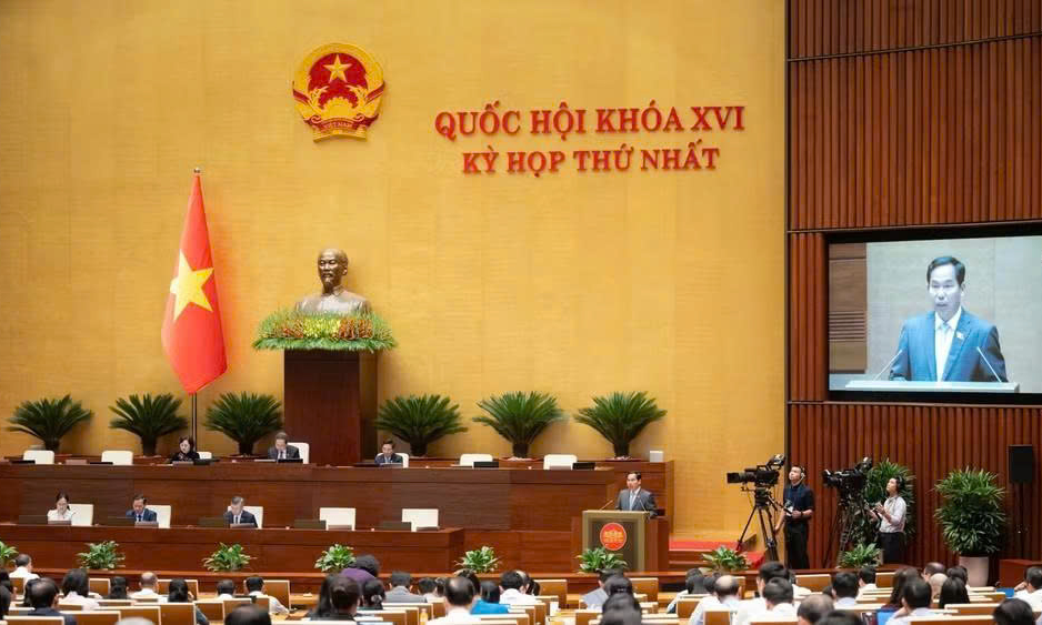 Quốc hội th&ocirc;ng qua việc bổ sung chương tr&igrave;nh Kỳ họp thứ nhất, Quốc hội kh&oacute;a XVI