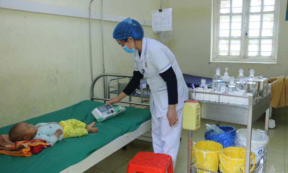 Kh&ocirc;ng chủ quan với bệnh truyền nhiễm m&ugrave;a nắng n&oacute;ng