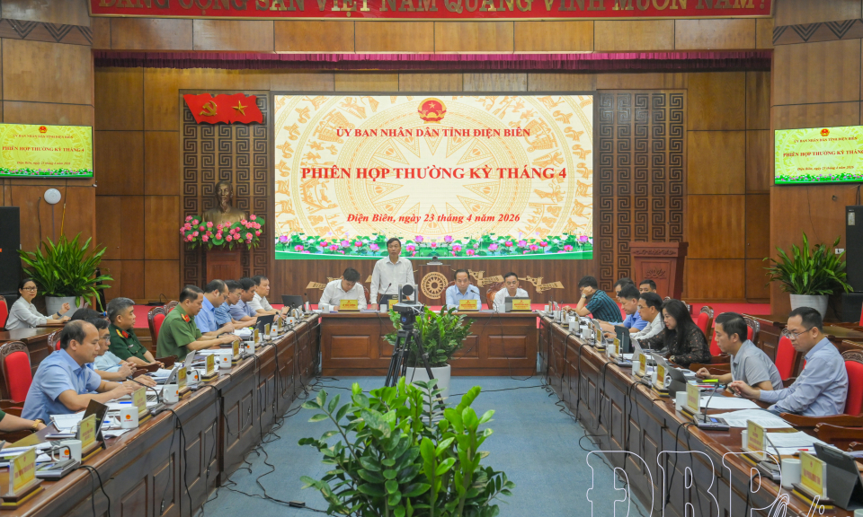 UBND tỉnh họp phi&ecirc;n thường kỳ th&aacute;ng 4