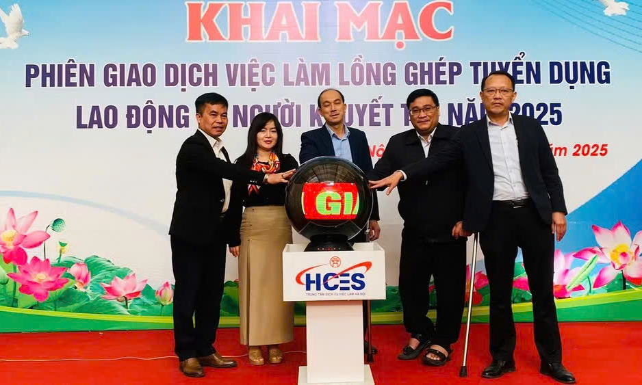 Một số ch&iacute;nh s&aacute;ch, ph&aacute;p luật về đ&agrave;o tạo nghề đối với người khuyết tật