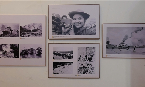 Trưng b&agrave;y nhiều t&aacute;c phẩm từng g&acirc;y chấn động thế giới nh&acirc;n dịp lễ 30/4