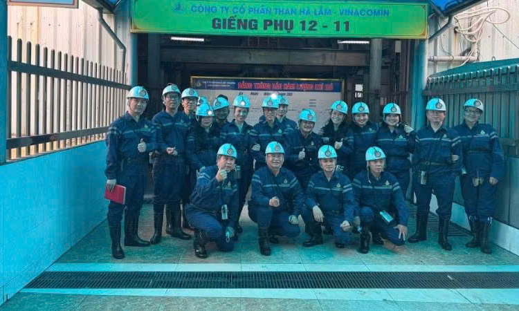Chuyển động mới của văn học viết về c&ocirc;ng nh&acirc;n