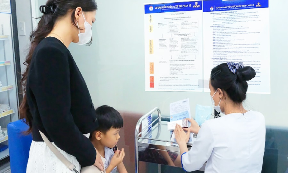 Bệnh n&atilde;o m&ocirc; cầu gia tăng: Trẻ dưới 15 tuổi đối mặt nguy cơ cao