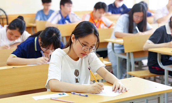 Hơn 1,2 triệu th&iacute; sinh đăng k&yacute; dự thi tốt nghiệp THPT, đ&ocirc;ng nhất từ trước đến nay