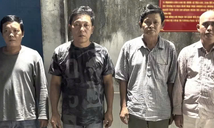 Những chi&ecirc;u tr&ograve; lừa đảo b&aacute;n đồng đen