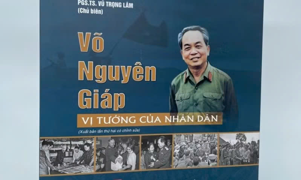 T&aacute;i hiện &ldquo;thi&ecirc;n sử v&agrave;ng&rdquo; Điện Bi&ecirc;n Phủ qua những ấn phẩm đặc sắc