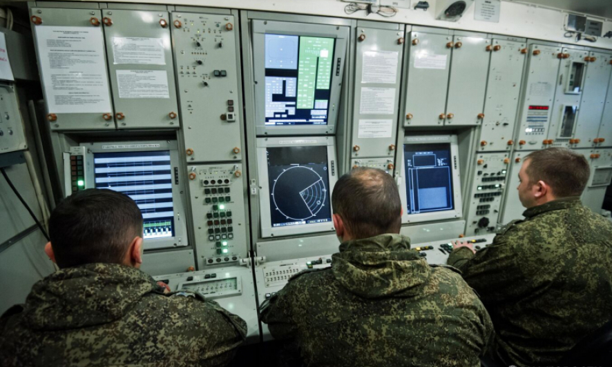 Nga bắt đầu ngừng bắn ở Ukraine, Moskva bị tấn c&ocirc;ng UAV