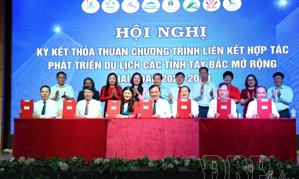 Li&ecirc;n kết ph&aacute;t triển, n&acirc;ng tầm thương hiệu du lịch T&acirc;y Bắc