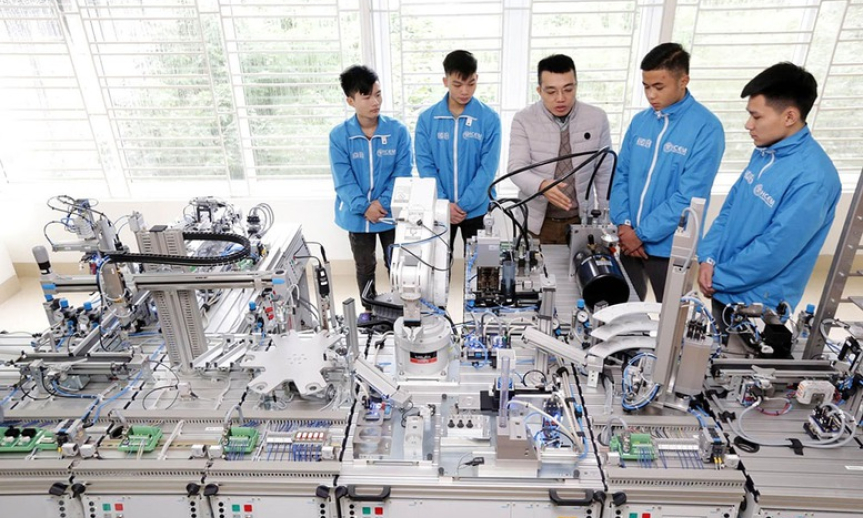 Thiết lập 6 điều kiện bảo đảm chất lượng cơ sở gi&aacute;o dục nghề nghiệp