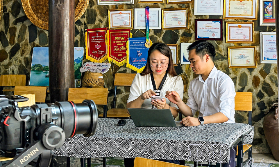N&acirc;ng cao kỹ năng số cho người l&agrave;m du lịch