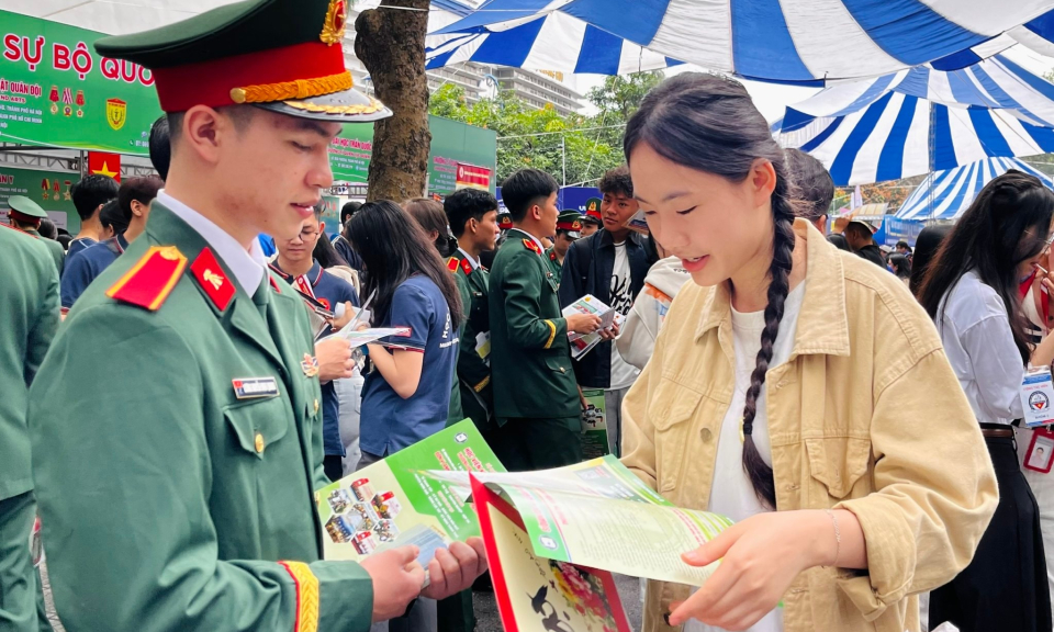 Ch&iacute;nh thức đăng k&yacute; thi đ&aacute;nh gi&aacute; năng lực khối đại học Bộ Quốc ph&ograve;ng từ h&ocirc;m nay (11/5)